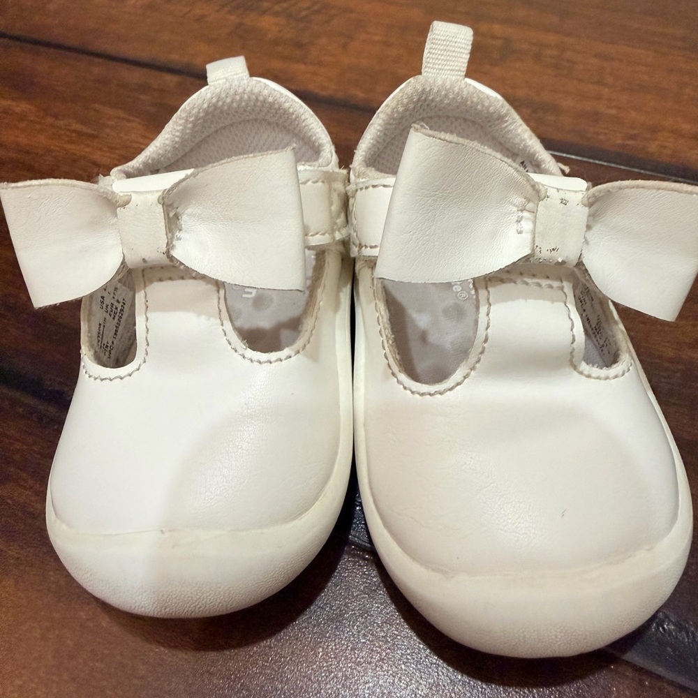 *Sold* Stride Rite Girls Walking Shoes